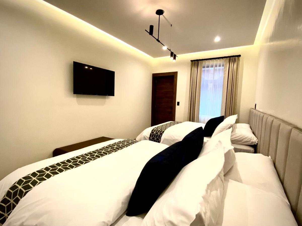Wanderlot - Hotel Plaza Central Riobamba Exteriér fotografie